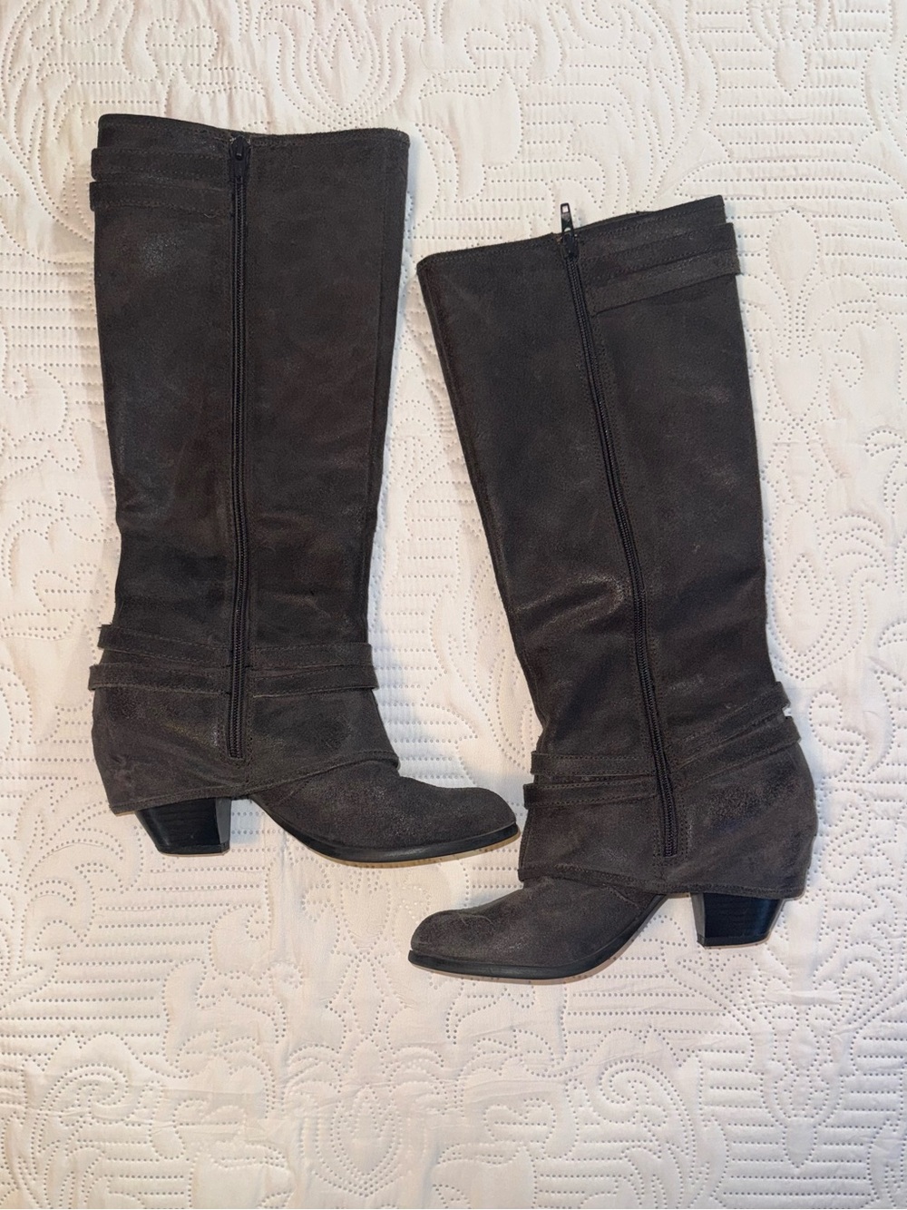 Fergie Latitude Distressed Leather Knee High Boots Brown Size 8M - Picture 5 of 13
